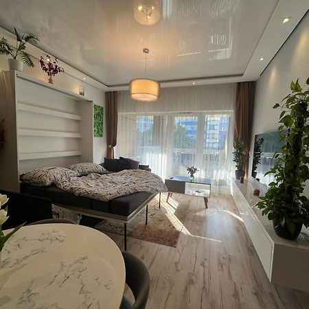 Cozy Apartment Bratislava Bagian luar foto