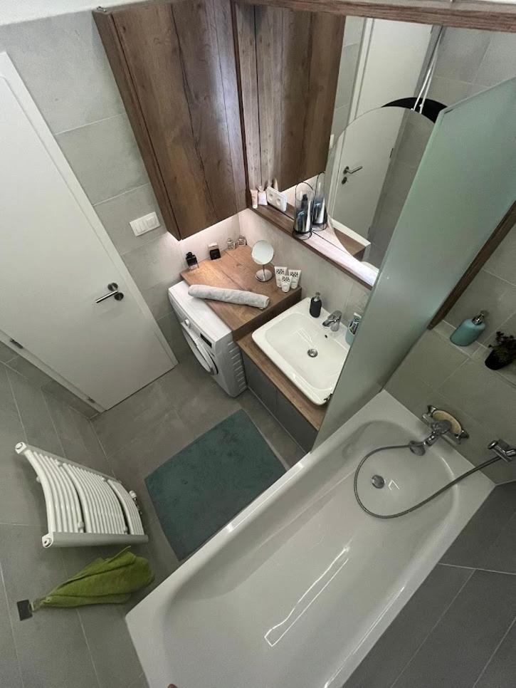 Cozy Apartment Bratislava Bagian luar foto